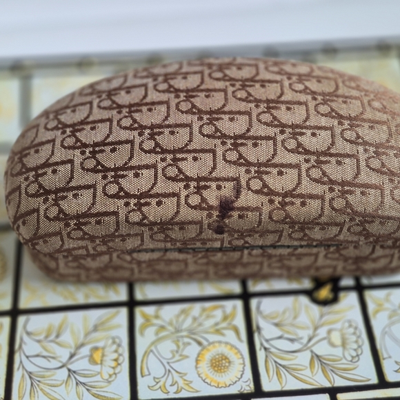 Dior Brown Monogram Sunglasses Case - Picture 5 of 8
